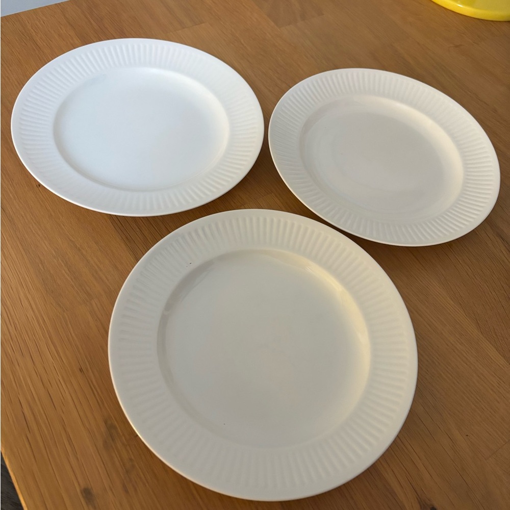 Royal Copenhagen Georgiana Dessert Pie Plates - Classic White Fluted Set of 3